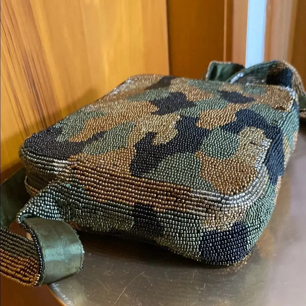 Hand Beaded Tiger Crossbody Bag Camo 7”x6”x2” w/ 23” Drop Zipper Tiana